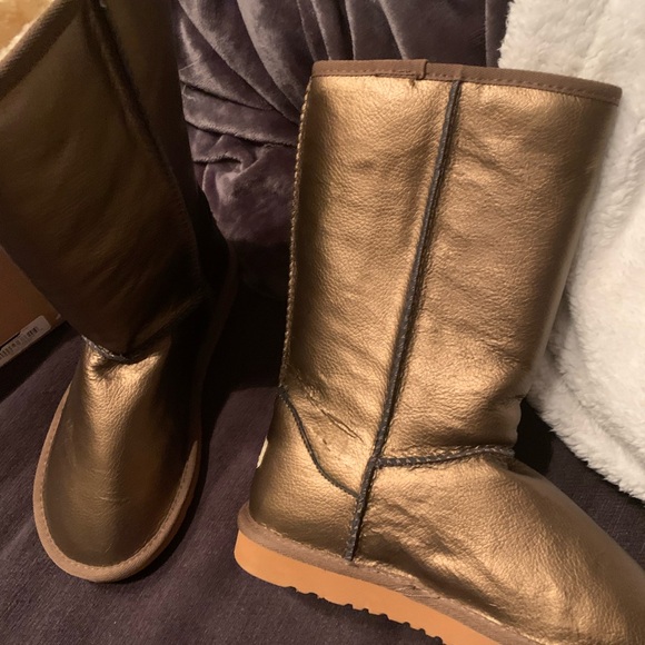 UGG Bronze Color Boots - Picture 2 of 6